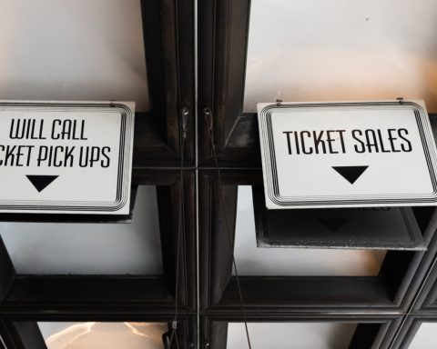 New Senate Bill Could Force Ticket Sellers to Disclose Their Fees Upfront