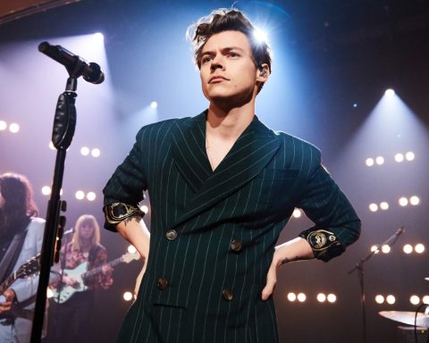 Harry Styles Says He’d ‘Never Say Never’ to a One Direction Reunion