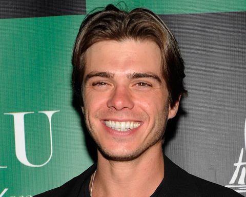 Matthew Lawrence: ‘My Agency Fired Me’ After I Refused to ‘Take My Clothes Off for an Award-Winning Director’
