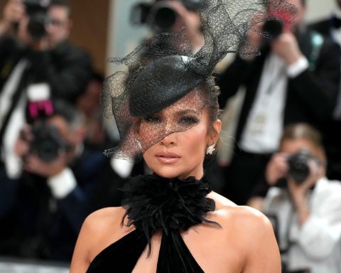 Jennifer Lopez Wins for Most Fascinator-Worthy Cat Eyes at the Met Gala 2023