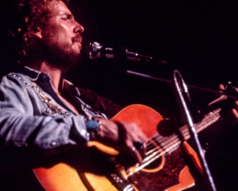 Neil Young Honors Gordon Lightfoot: ‘His Melodies and Words Were an Inspiration’