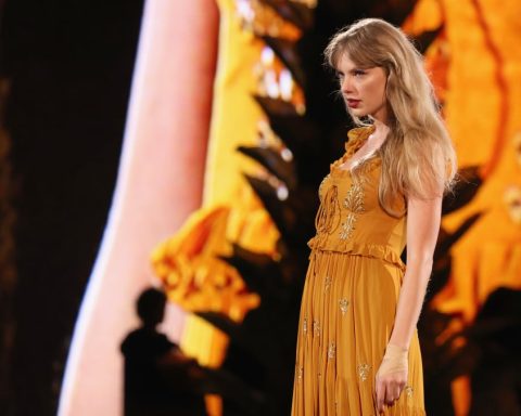 Taylor Swift announces ‘Speak Now (Taylor’s Version)’ album at Nashville concert