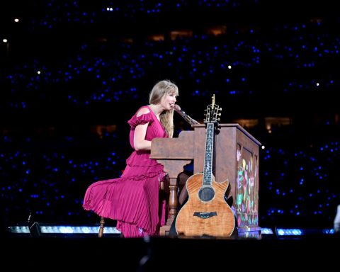 See Taylor Swift Revive ‘Come Back… Be Here’ at Philadelphia Show