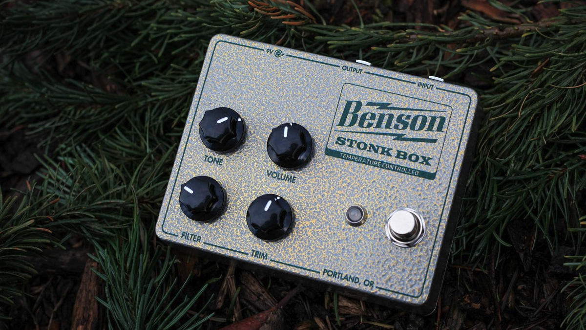 Benson expands its temperate-controlled fuzz pedal range with the vintage ’60s flavors of the Stonk Box