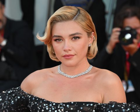 Florence Pugh Has “Definitely” Been on Chaotic Movie Sets: “The Film Feels Wrong”