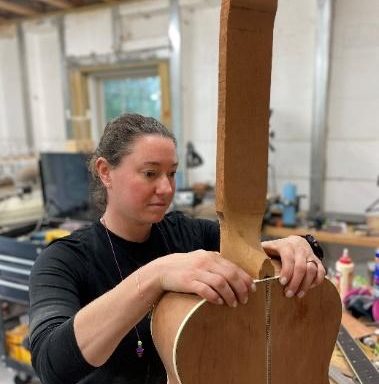 Inside the Industry Jayne Says: An Interview with Jayne Henderson of EJ Henderson Guitars