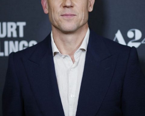 A Friendly Check-In With Tobias Menzies