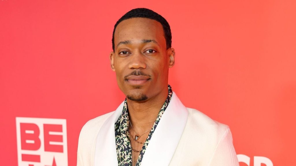 ‘Abbott Elementary’ Star Tyler James Williams Calls Out ‘Dangerous’ Practice of Speculating on Sexuality by Looking for ‘Hidden’ Traits
